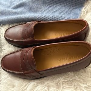 Loafers brown men’s size 8